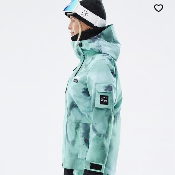 Adept Women’s Snowboarding Jacket - Picture 3 of 11